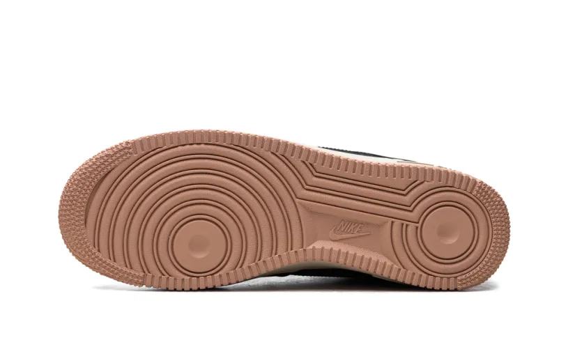 Nike Lifestyle Air Force 1 Low '07 LX 'Black Red Stardust'